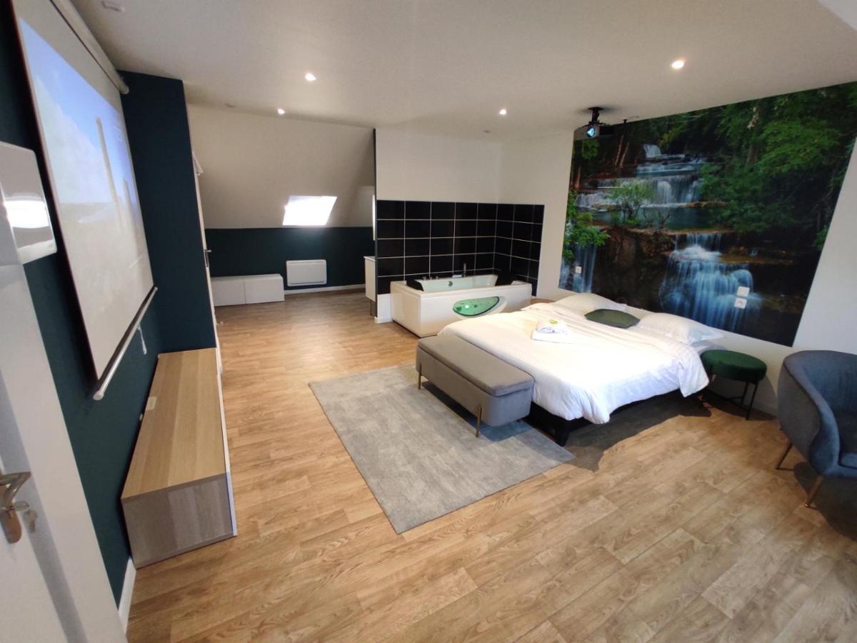 Ng Suitehome - Lille I Roubaix Centre I Coq Francais - Balneo - Netflix - Wifi ภายนอก รูปภาพ